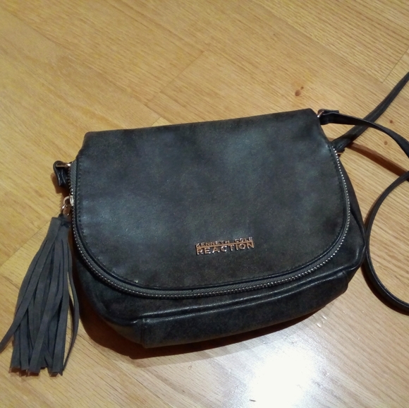 Kenneth Cole Reaction Handbags - Kenneth Cole Reaction Crossbody, grey